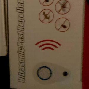 ultrasonic pest repeller